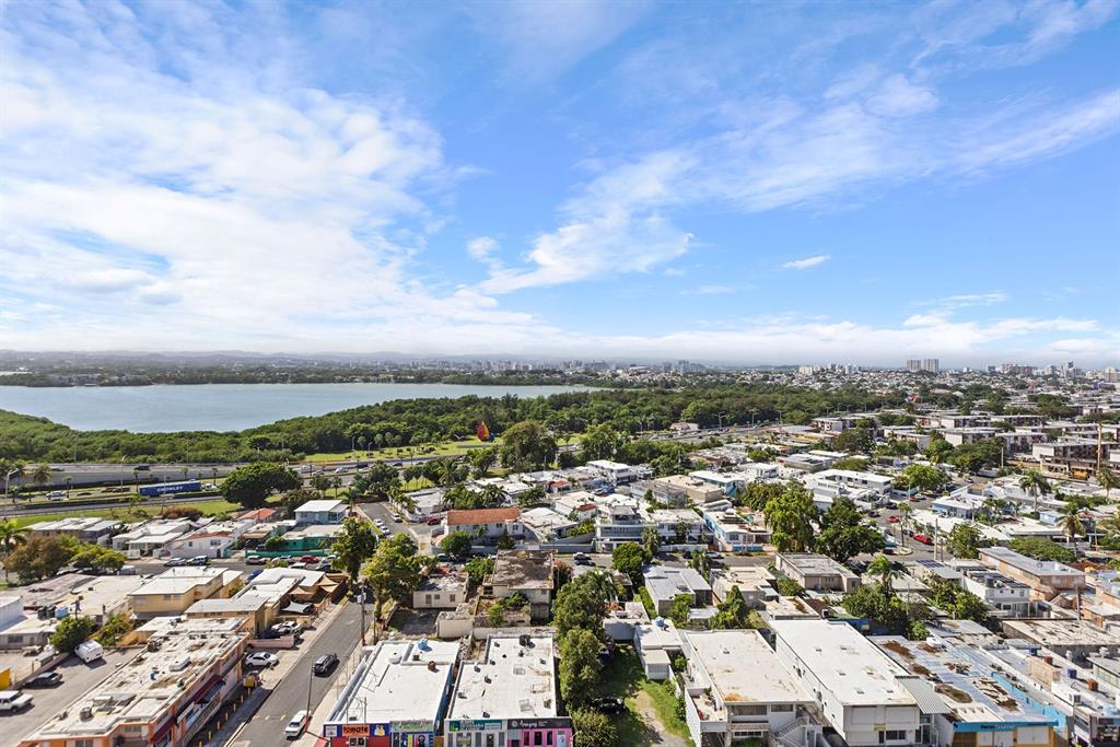 SURFSIDE MANSIONS - Residential