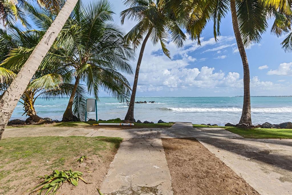 SURFSIDE MANSIONS - Residential