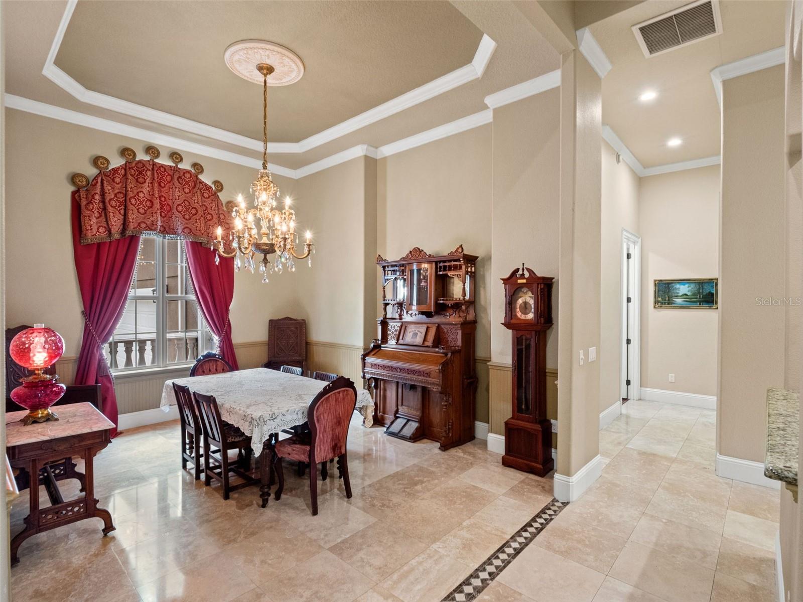 9223 HIDDEN BAY LANE