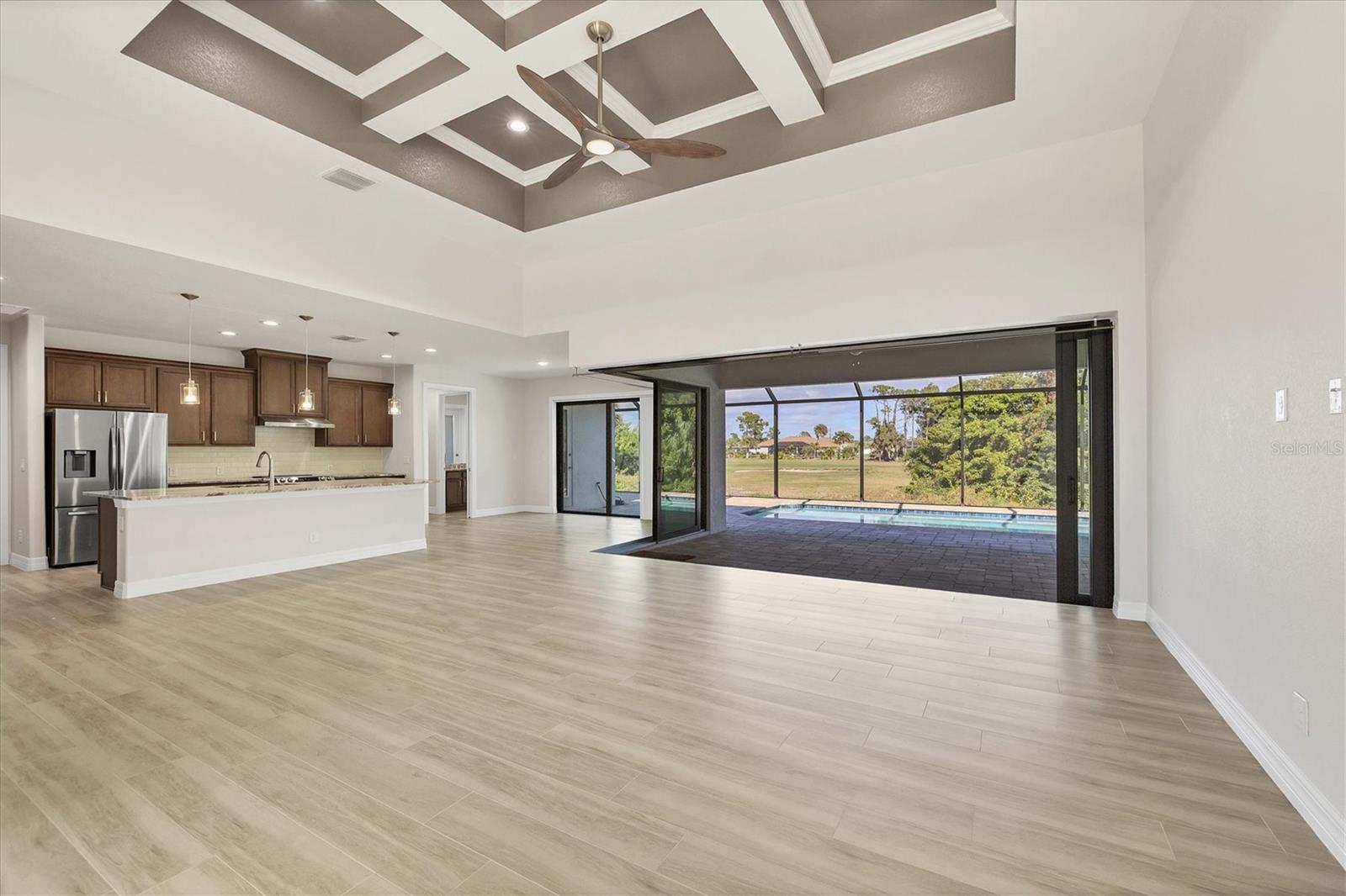 ROTONDA WEST PINE VALLEY - Residential