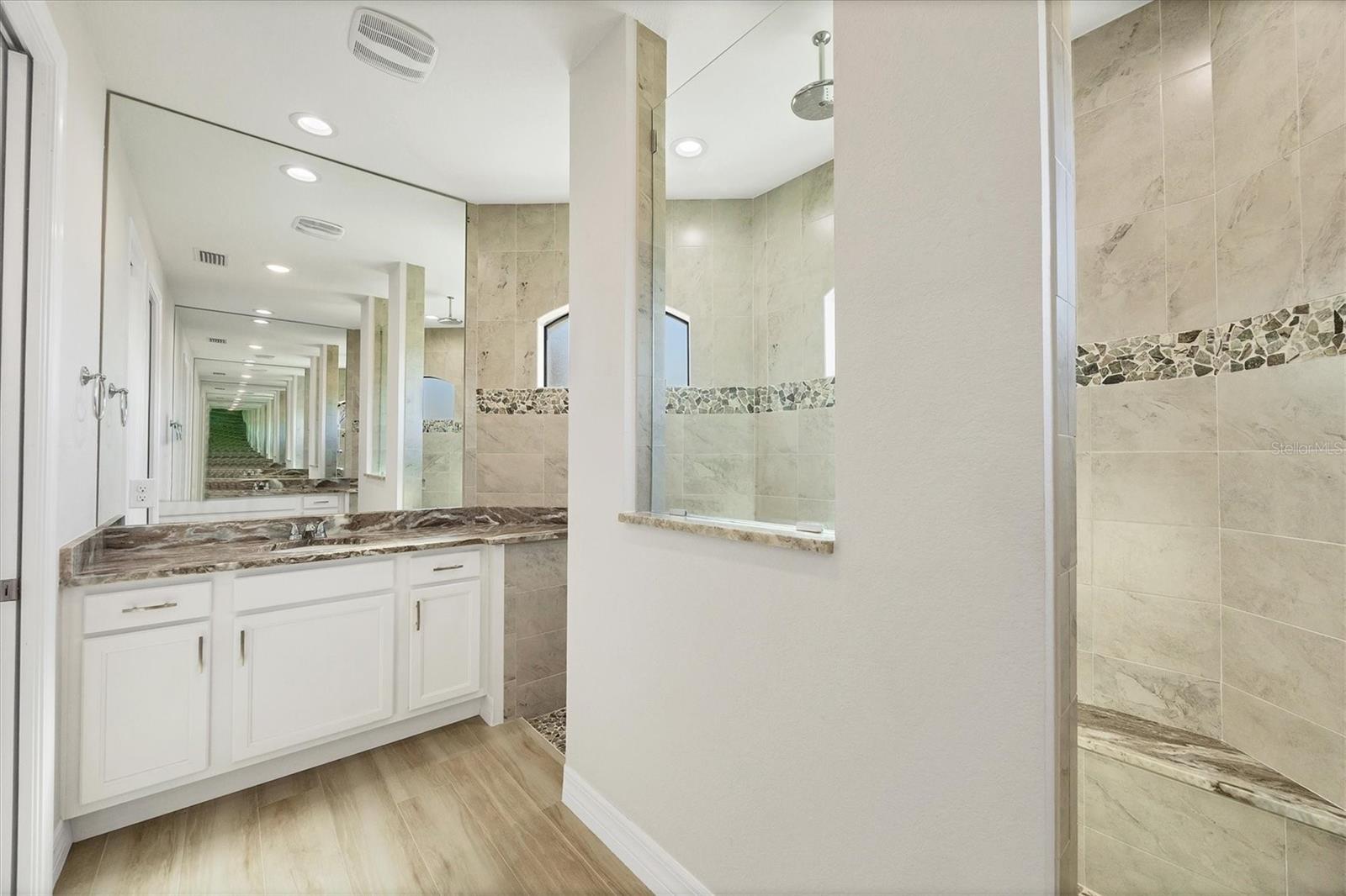 ROTONDA WEST PINE VALLEY - Residential