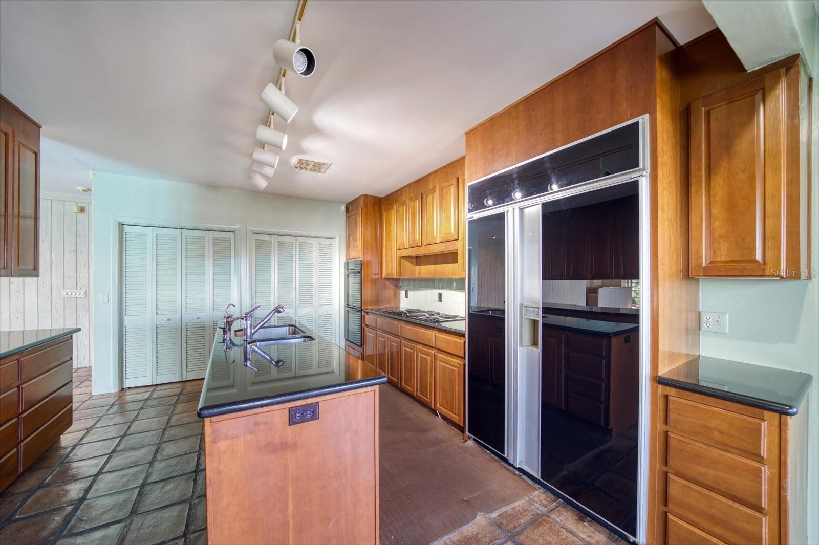 BELLEAIR BEACH - Residential