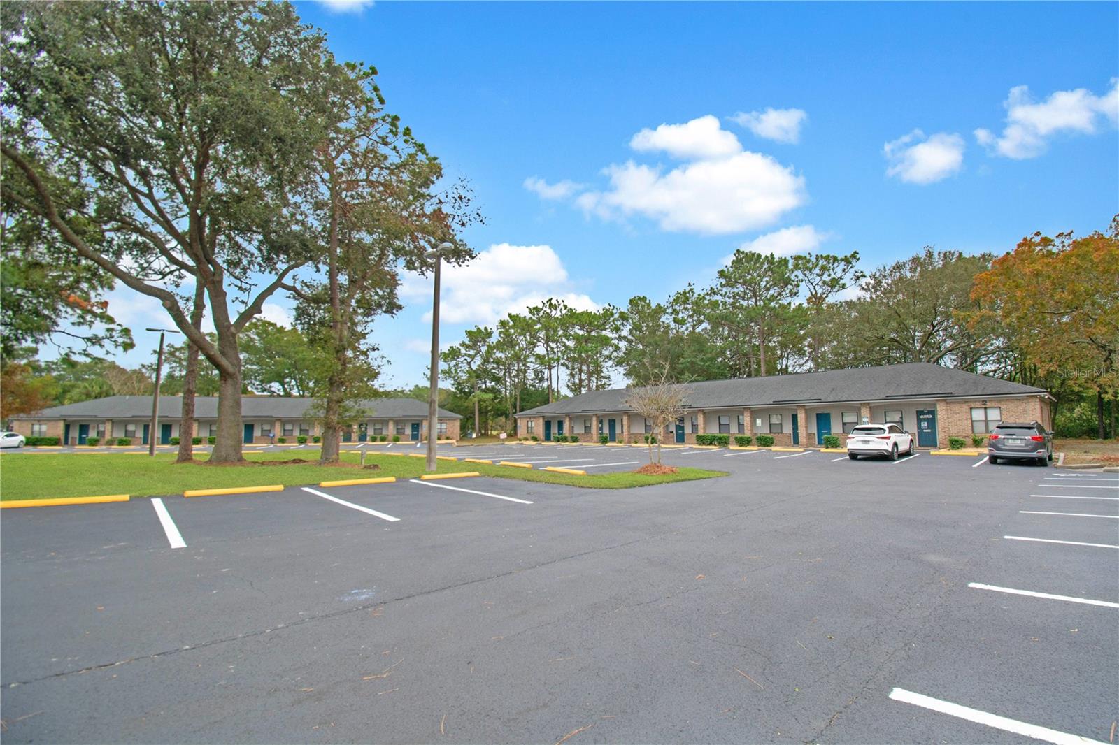 BUSCH DRIVE BUS PARK - Commercial Sale