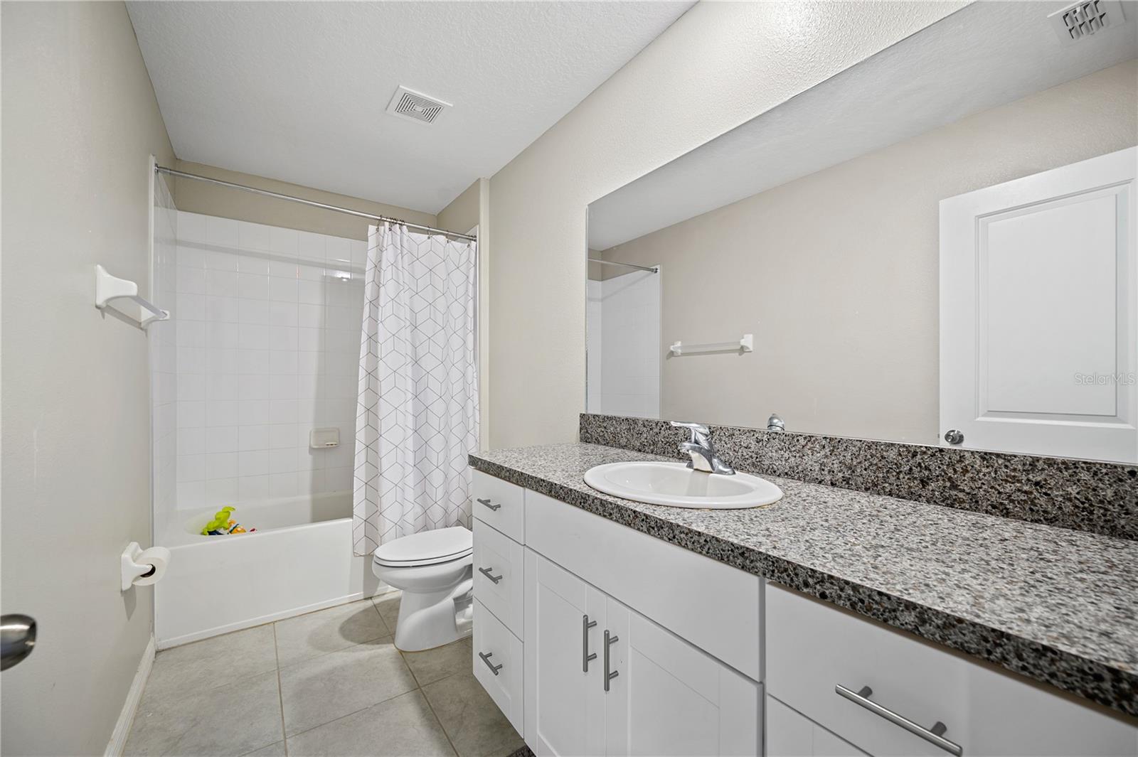 RIVERSTONE PH 1 - Residential