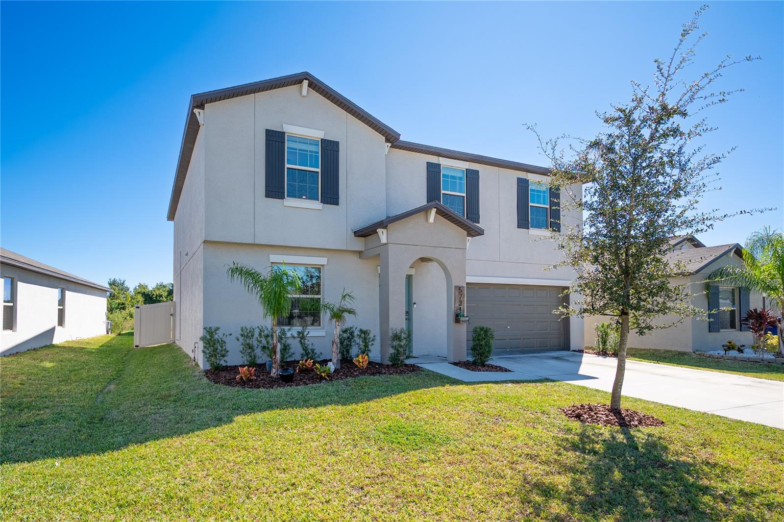 RIVERSTONE PH 1 - Residential