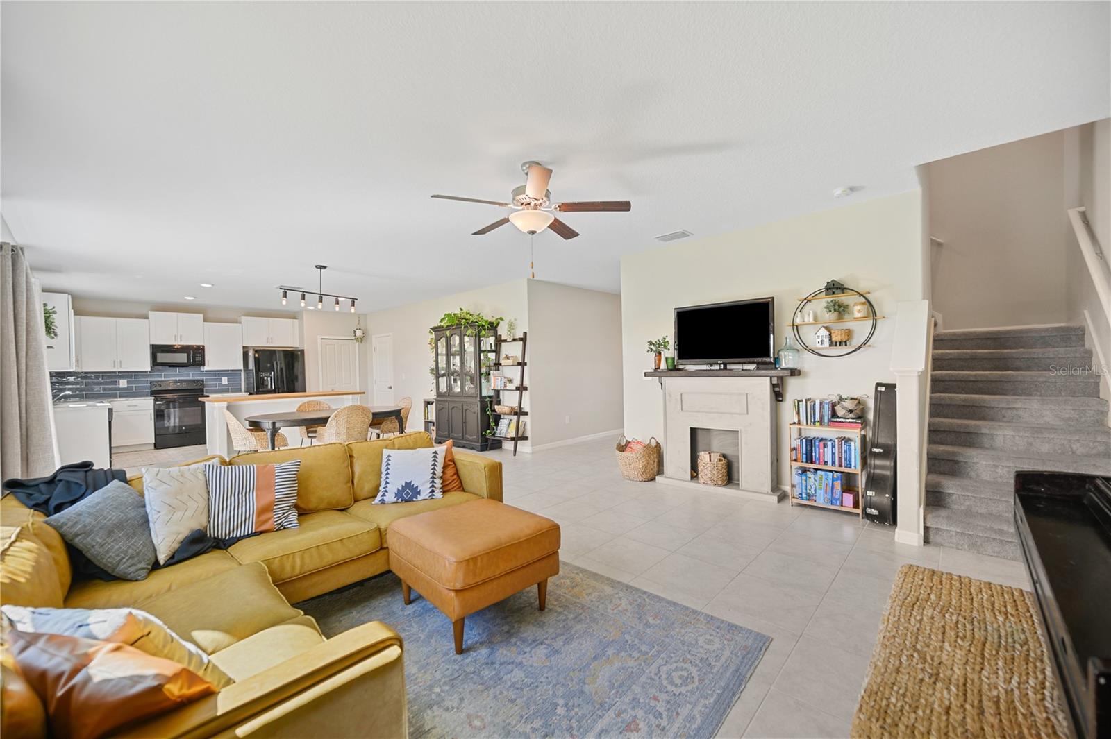 RIVERSTONE PH 1 - Residential