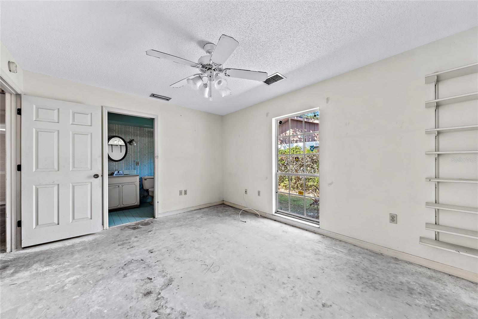 DESOTO LAKES COUNTRY CLUB COLONY 5 - Residential