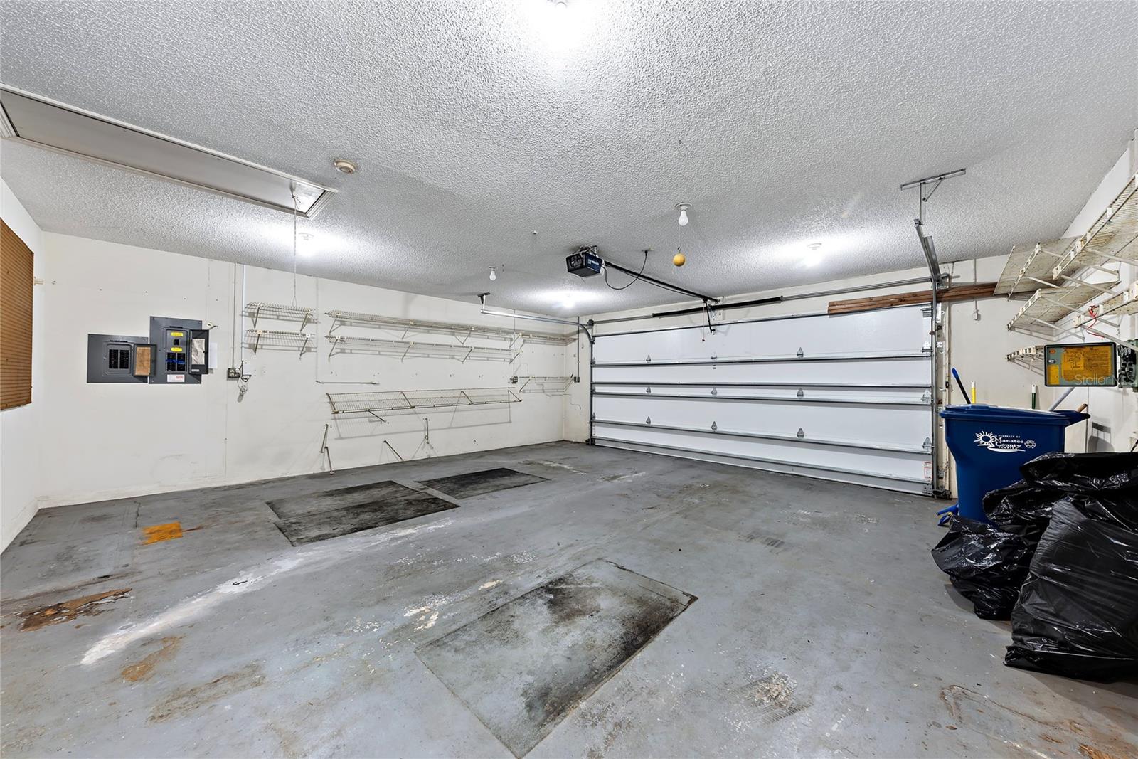 DESOTO LAKES COUNTRY CLUB COLONY 5 - Residential