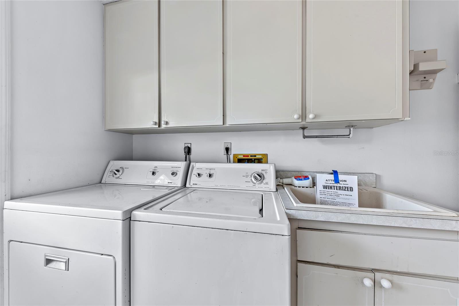 DESOTO LAKES COUNTRY CLUB COLONY 5 - Residential