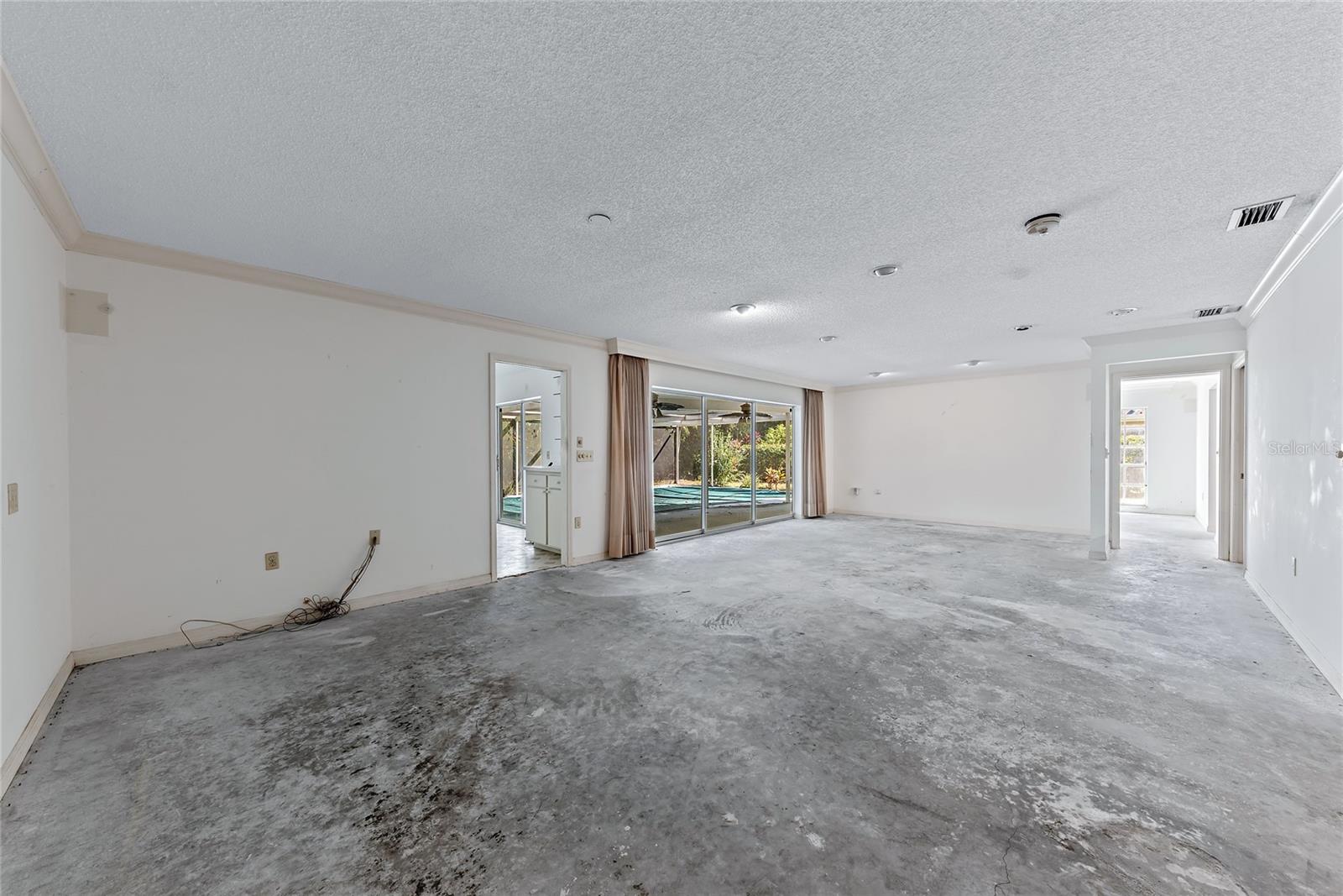 DESOTO LAKES COUNTRY CLUB COLONY 5 - Residential