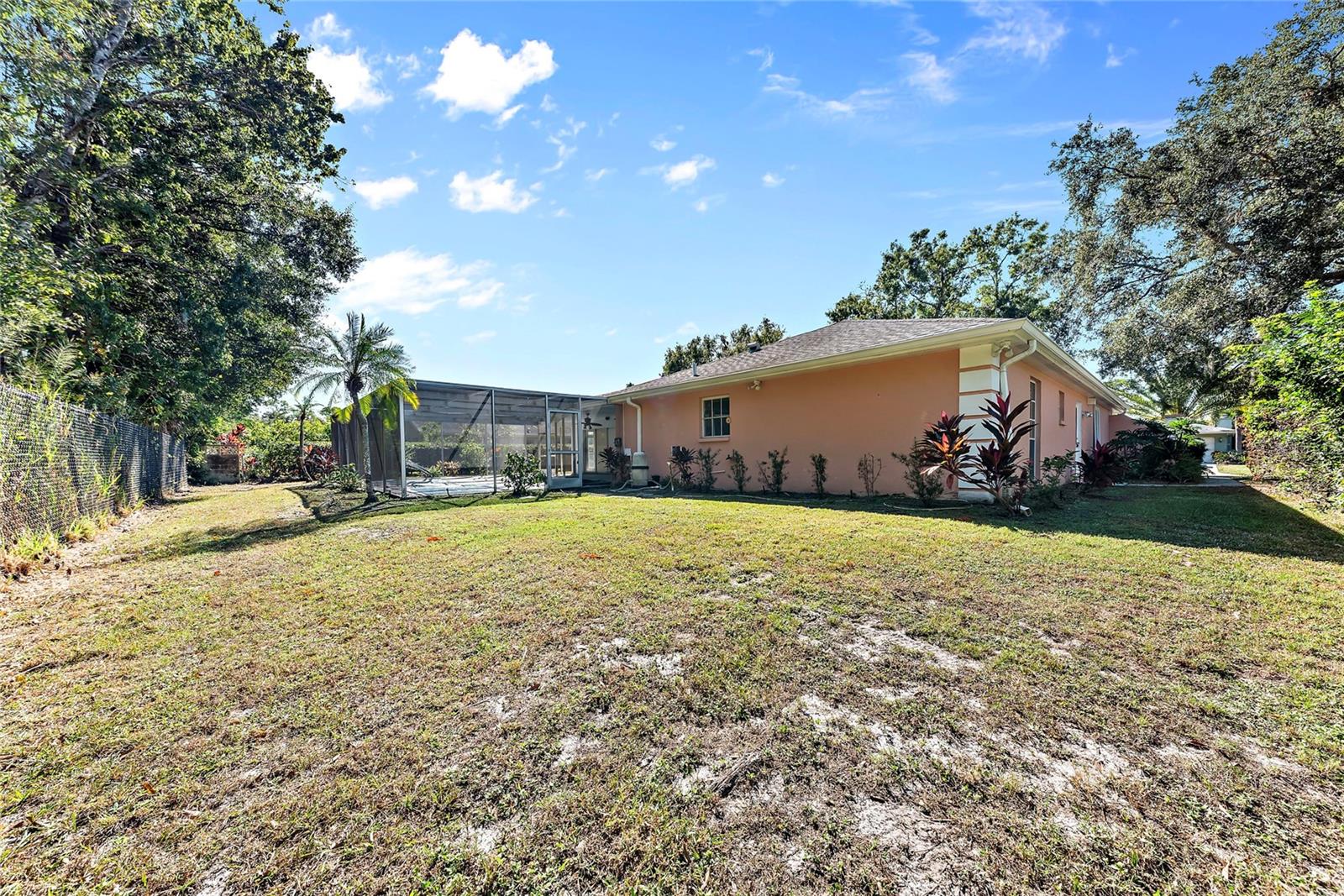 DESOTO LAKES COUNTRY CLUB COLONY 5 - Residential