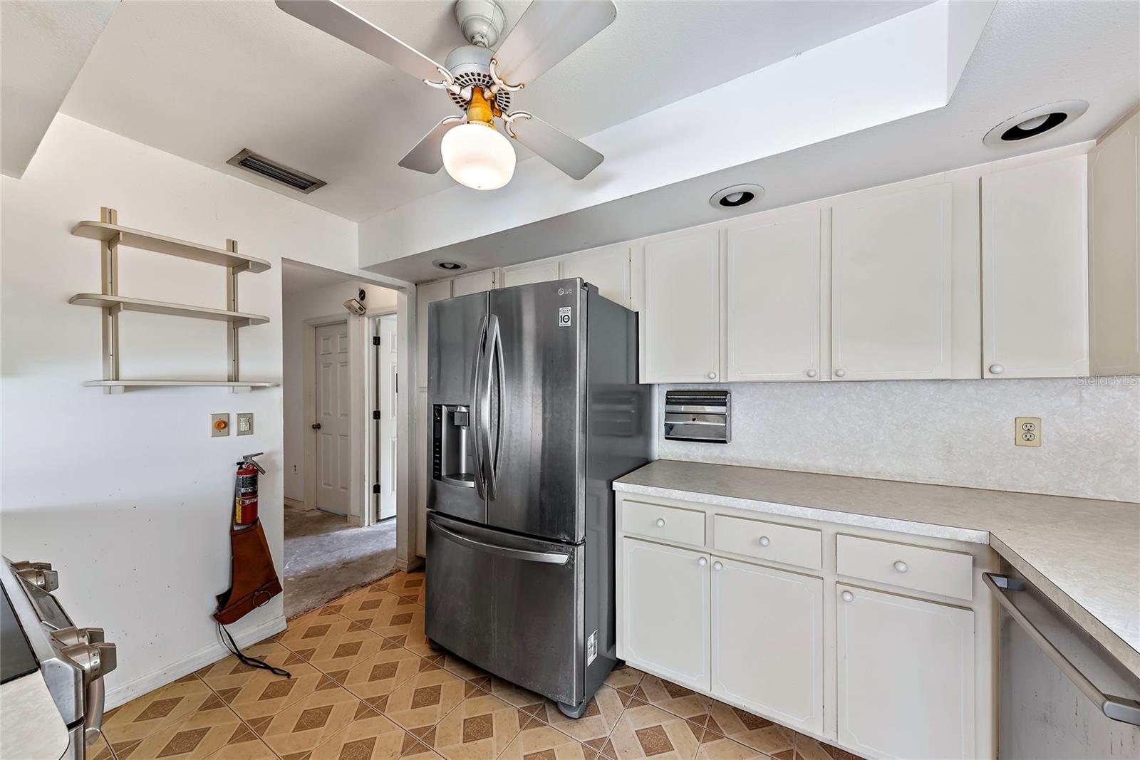 DESOTO LAKES COUNTRY CLUB COLONY 5 - Residential