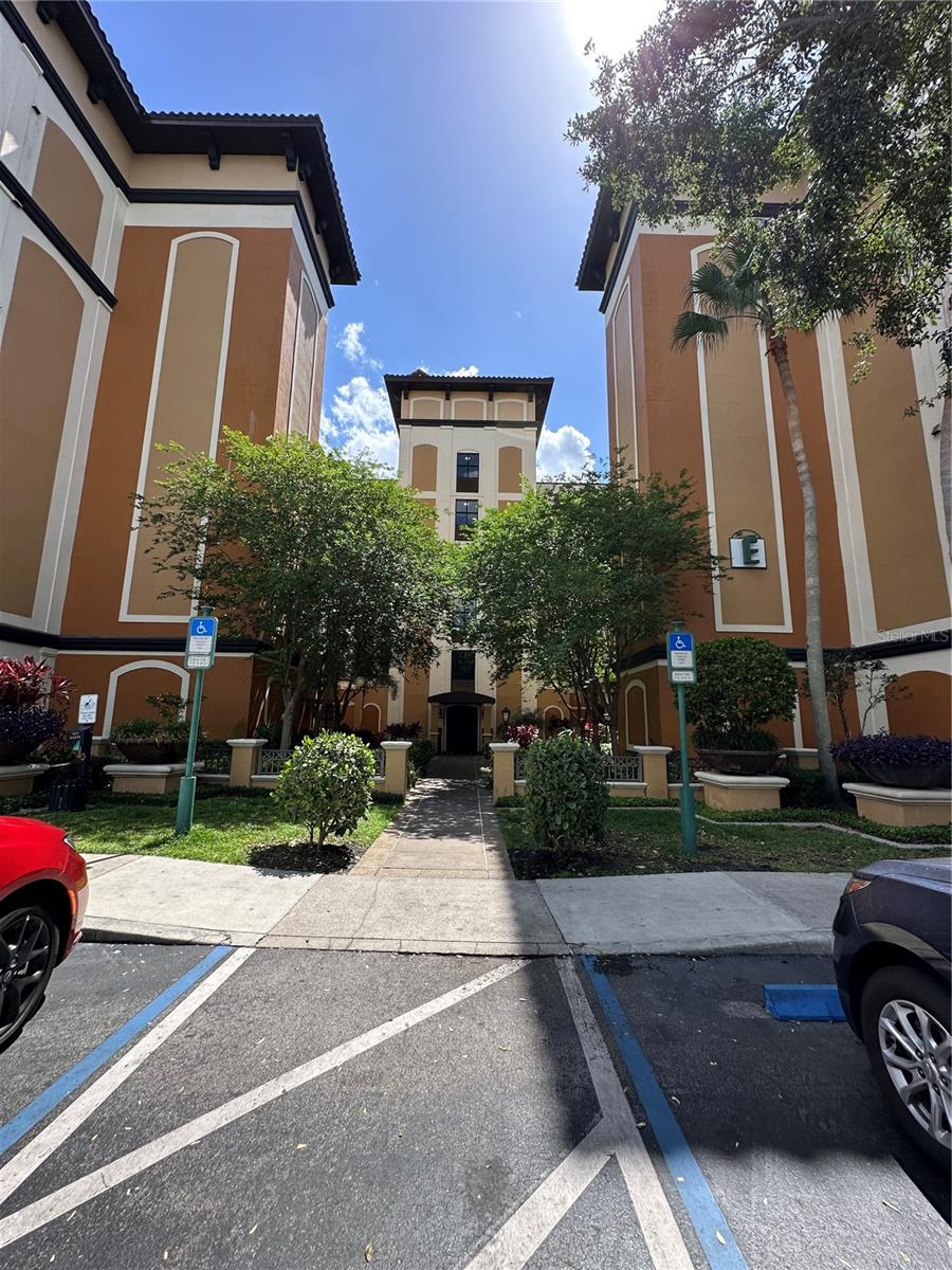 12527 FLORIDAYS RESORT DRIVE 506-E