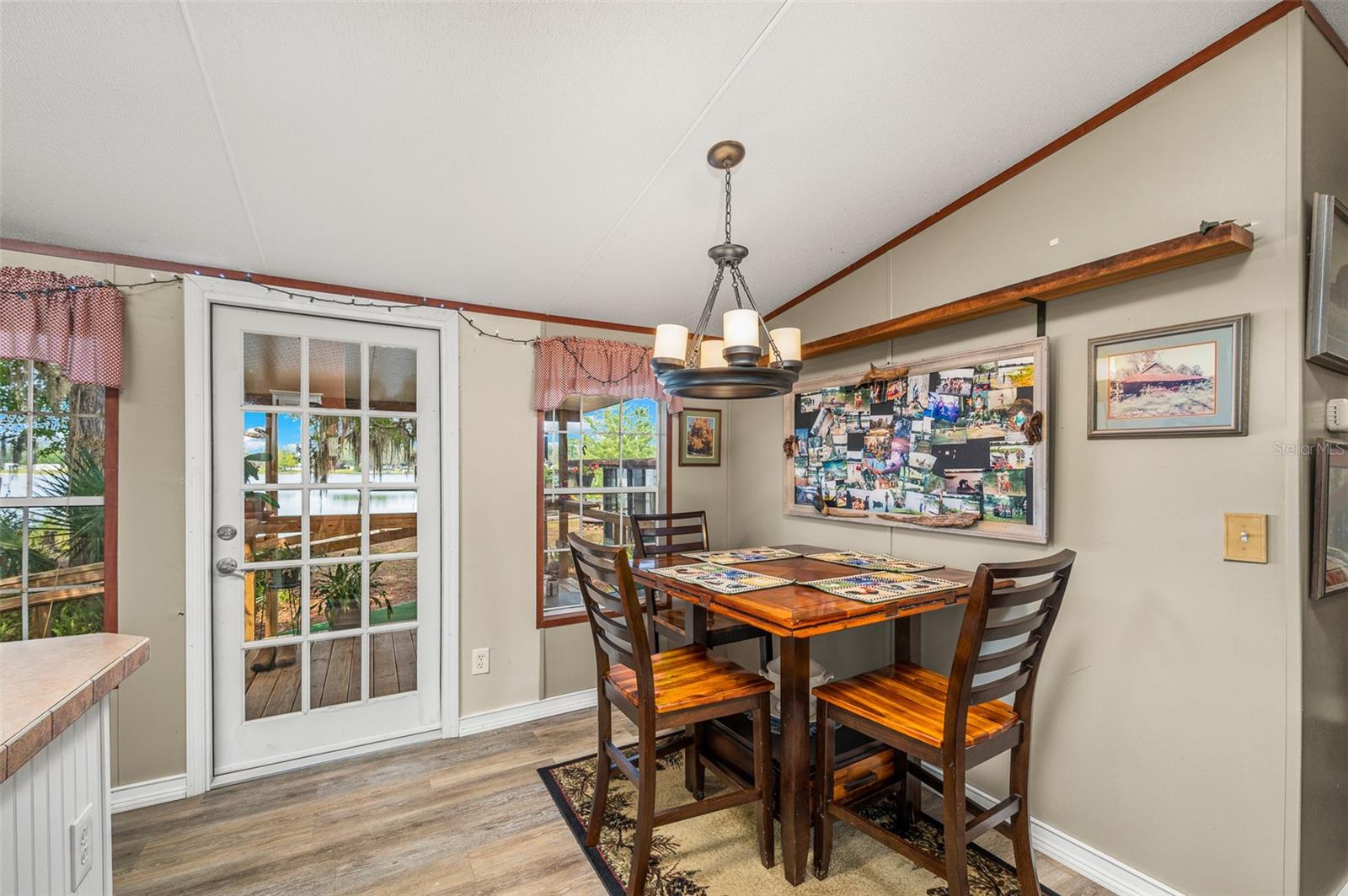 INTERLACHEN LAKES ESTATES - Residential