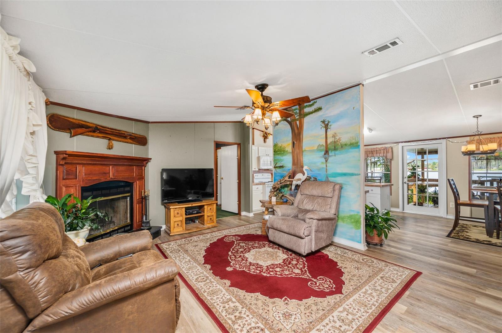 INTERLACHEN LAKES ESTATES - Residential