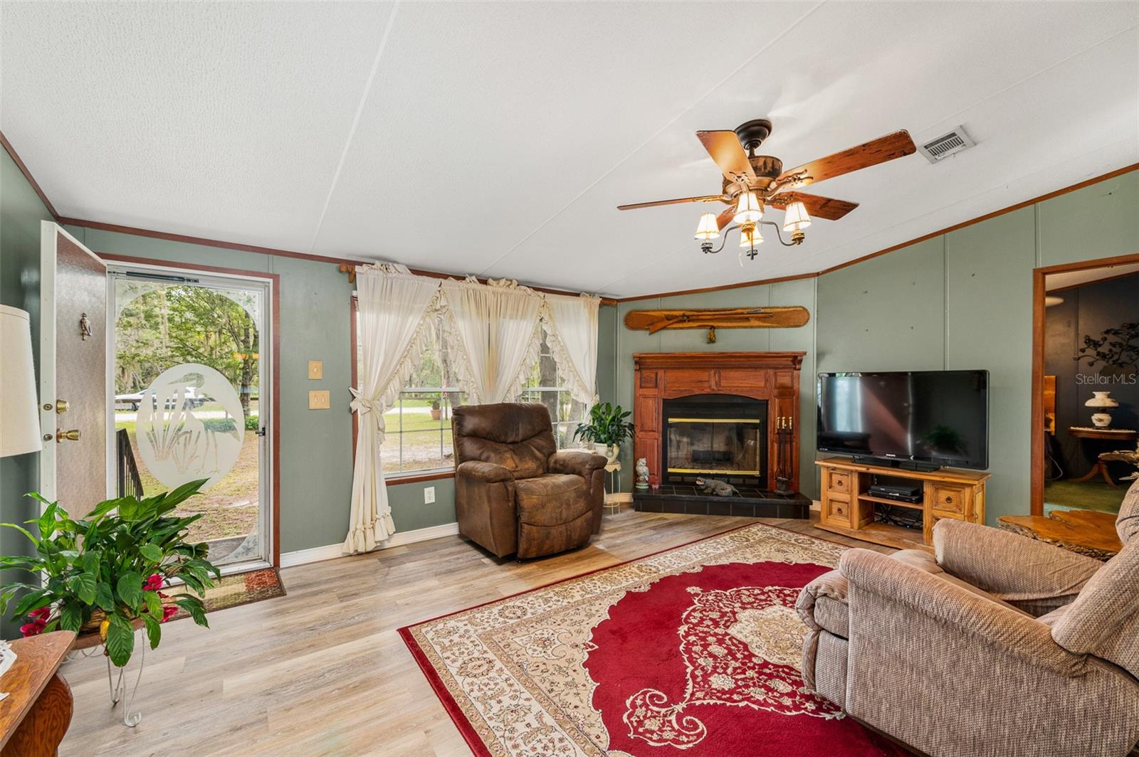 INTERLACHEN LAKES ESTATES - Residential