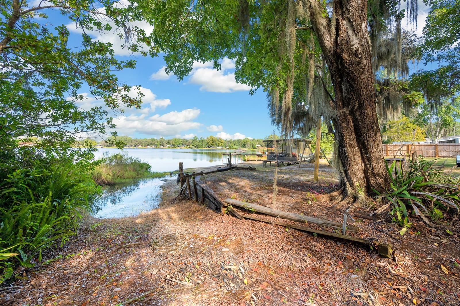 INTERLACHEN LAKES ESTATES - Residential