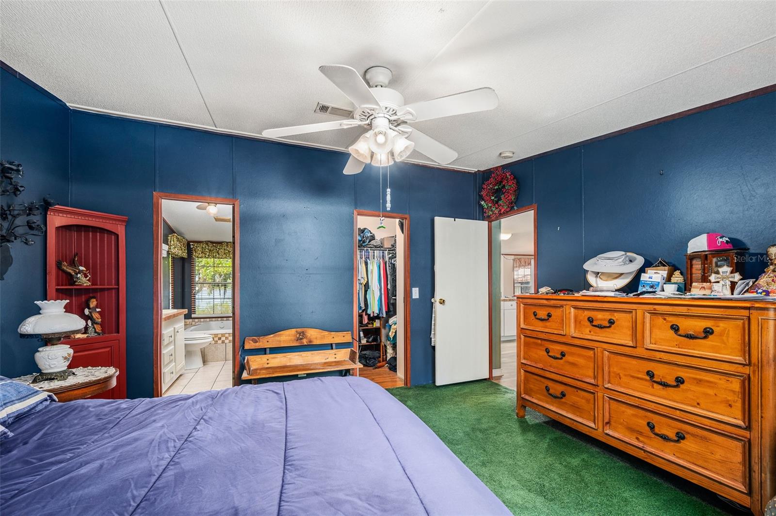 INTERLACHEN LAKES ESTATES - Residential