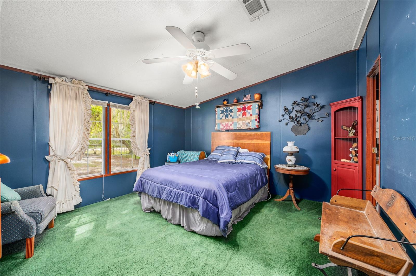 INTERLACHEN LAKES ESTATES - Residential