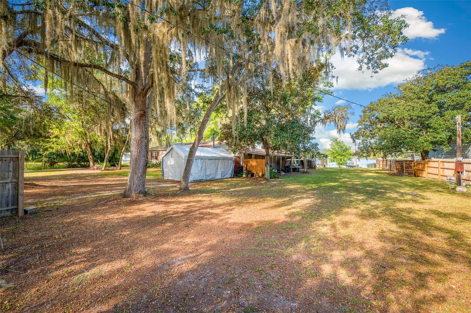 INTERLACHEN LAKES ESTATES - Residential