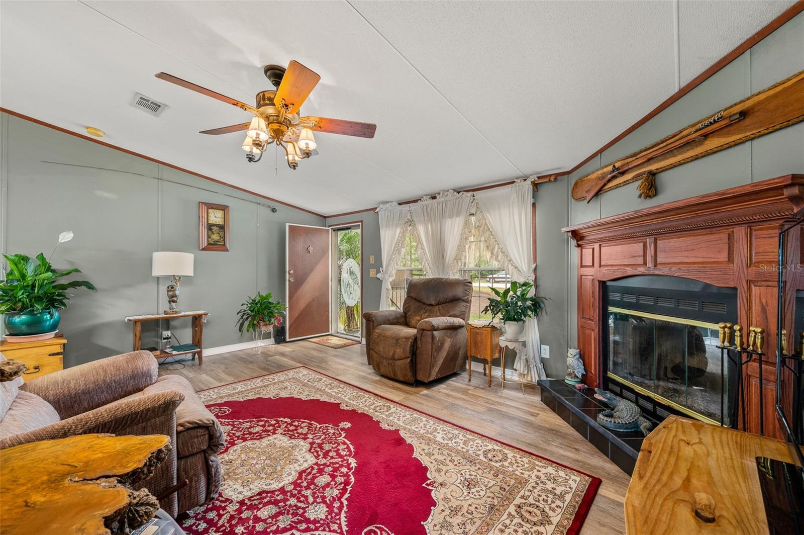 INTERLACHEN LAKES ESTATES - Residential