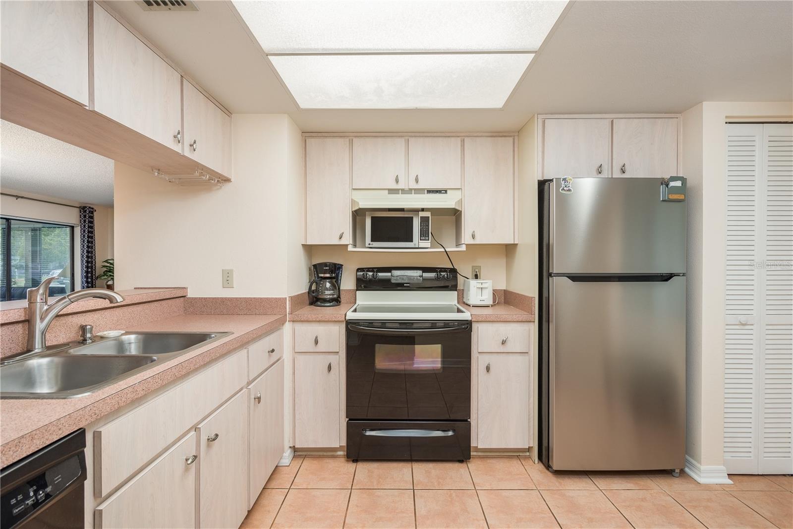 BRYN MAWR AT COUNTRYSIDE - Residential Lease