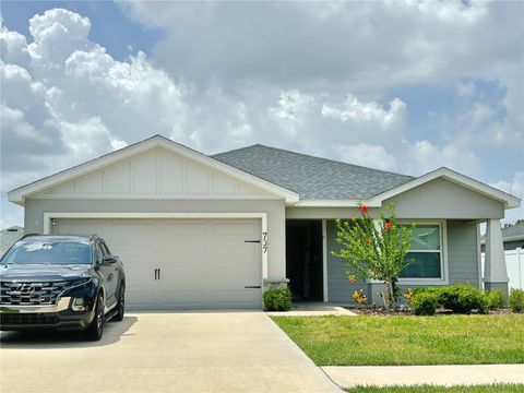 737 DAPHNE DRIVE POLK CITY FL 33868