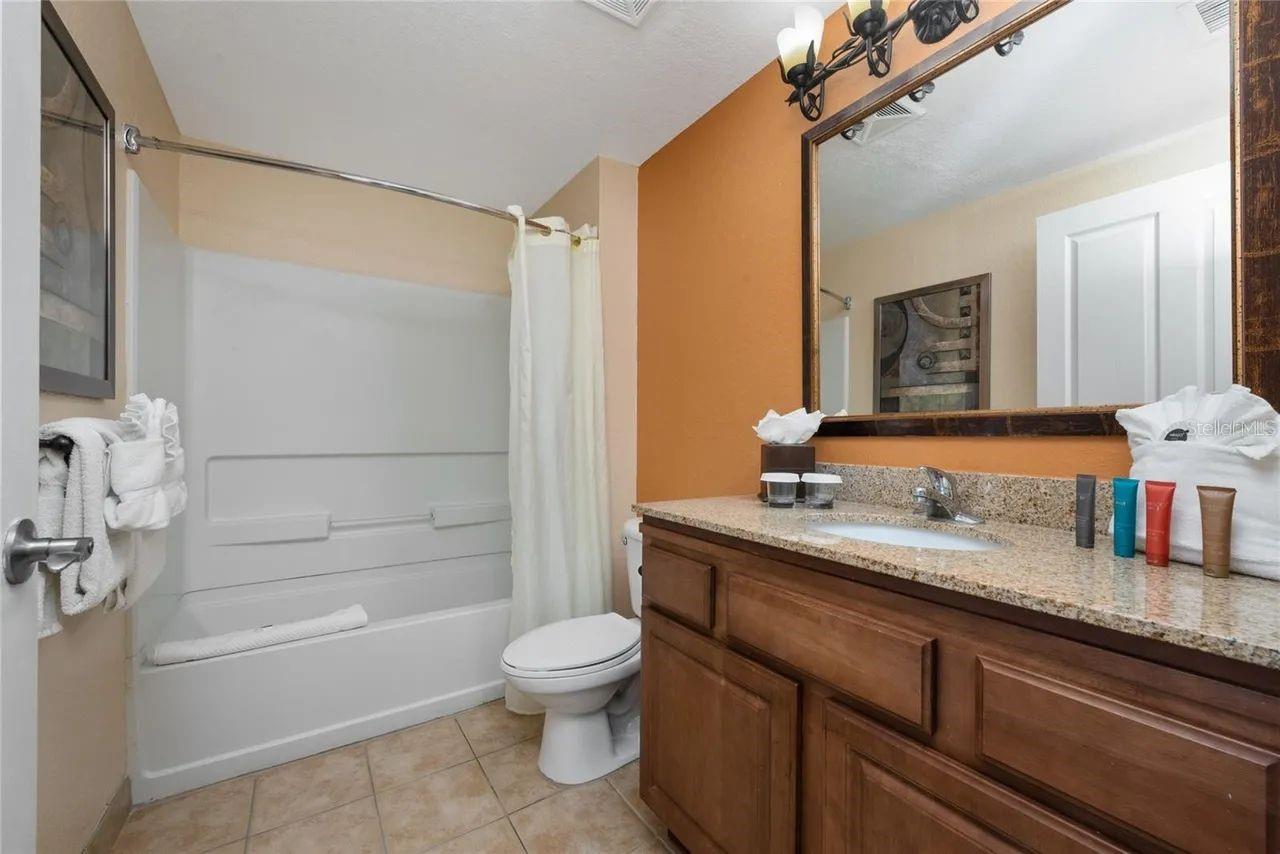 FLORIDAYS ORLANDO RESIDENCE - Residential