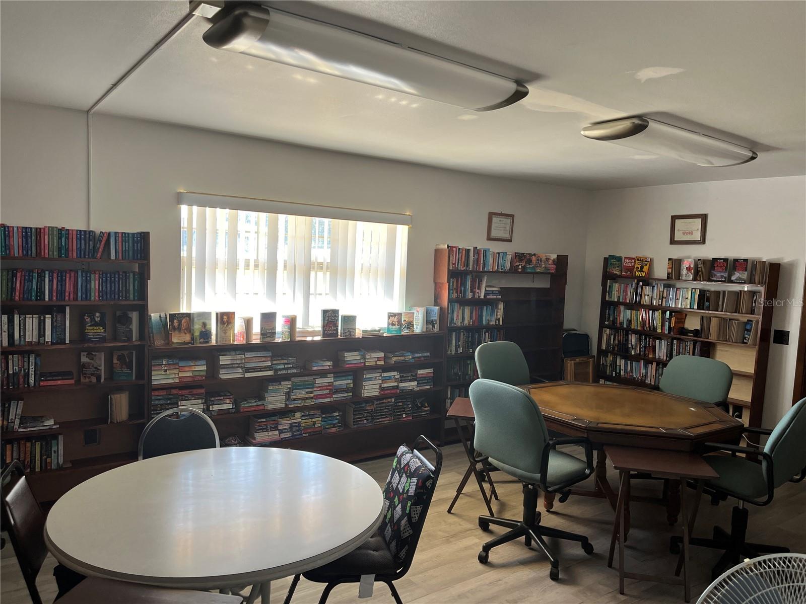 TROPICANA VILLAGE - Residential