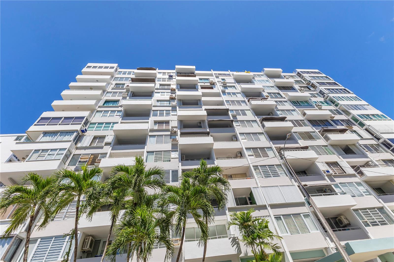 14 CALLE MARSEILLES