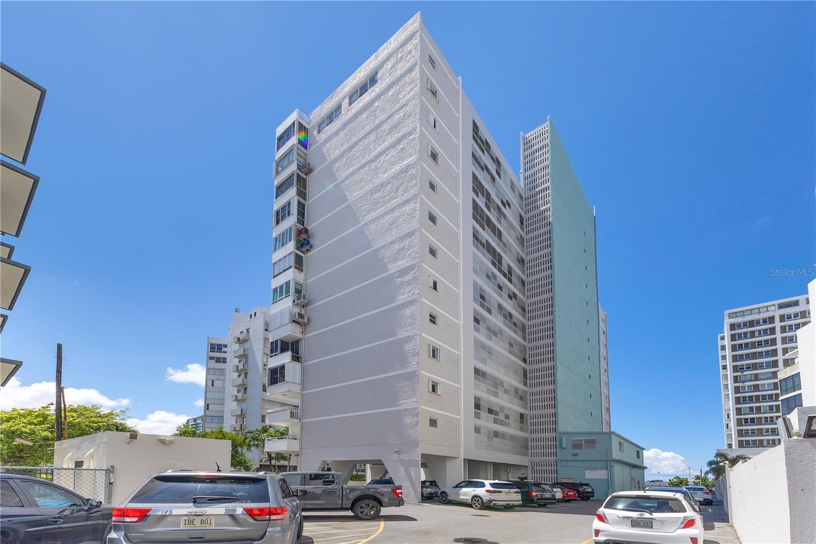 14 CALLE MARSEILLES