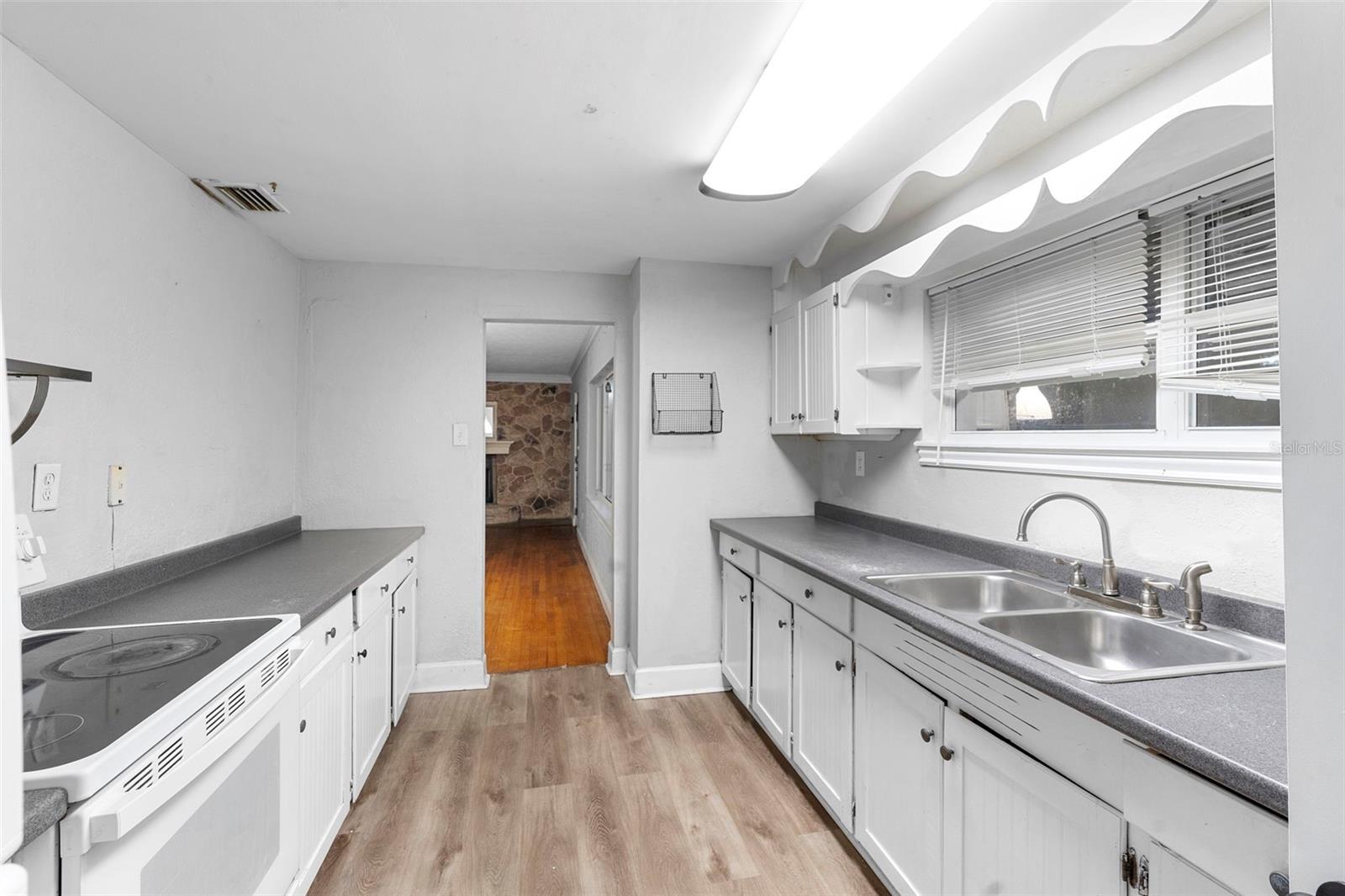 WOODRUFFS SUB FRANK L - Residential