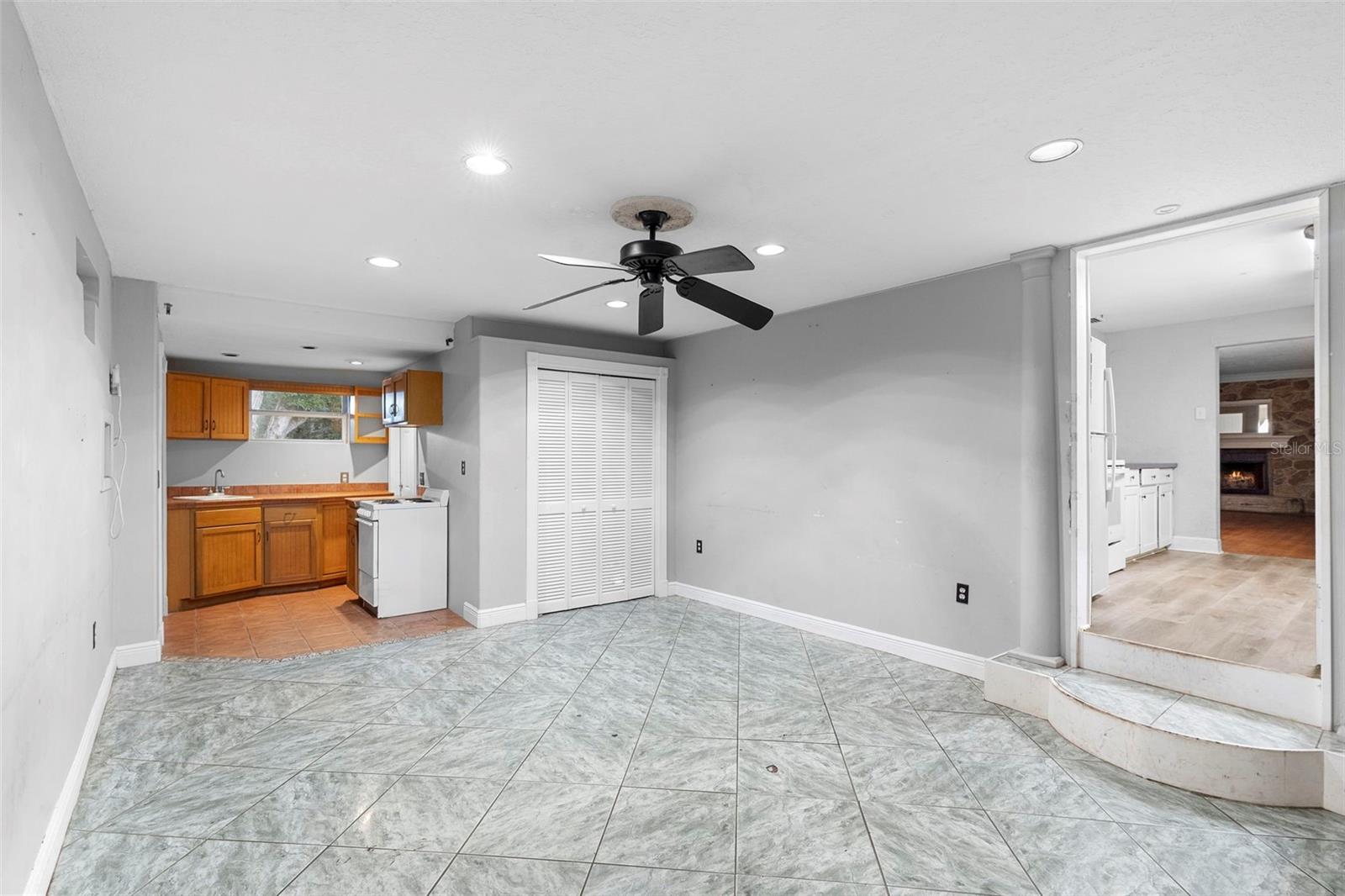 WOODRUFFS SUB FRANK L - Residential