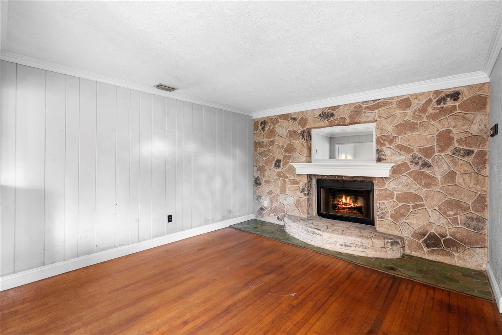 WOODRUFFS SUB FRANK L - Residential