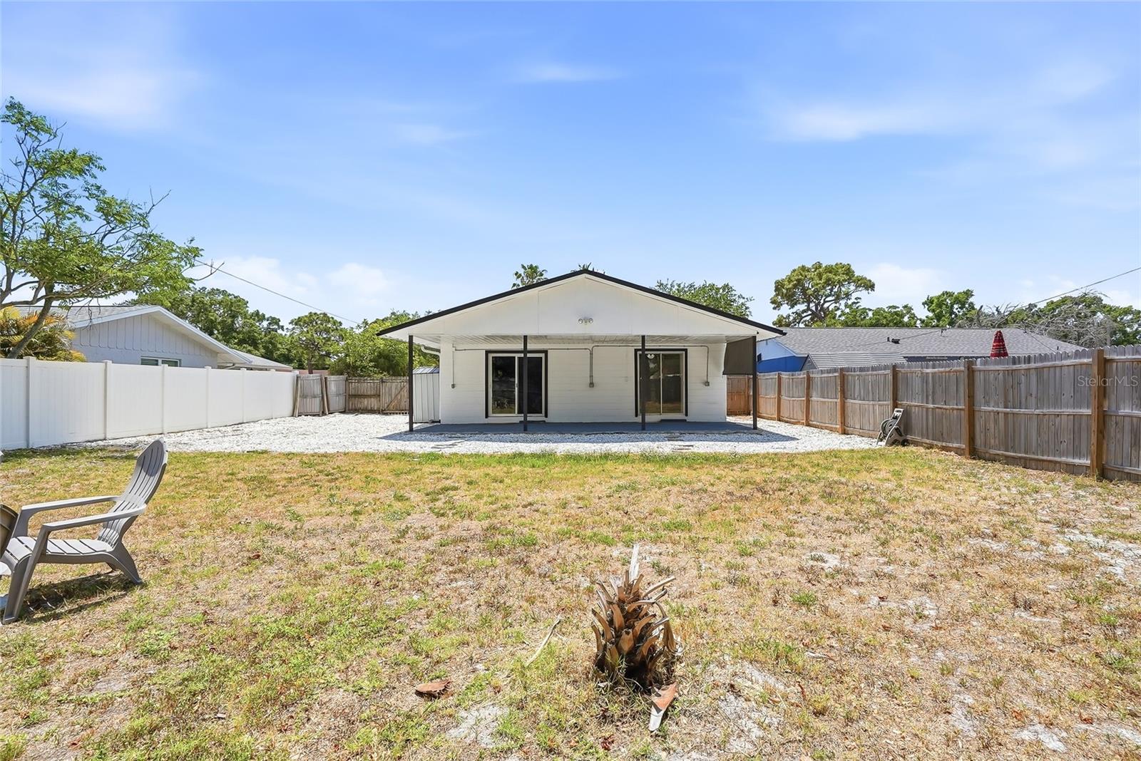 LAKE PALMS SEC 3 - Residential
