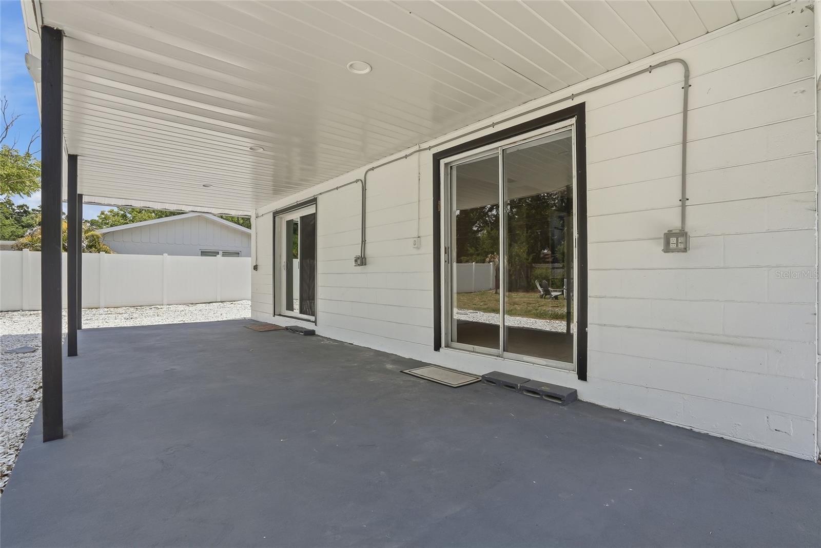 LAKE PALMS SEC 3 - Residential