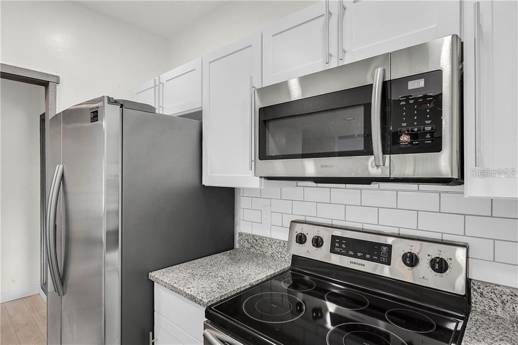 GRENELEFE ABBEY COURT CONDO UNIT 01 PH 01 - Residential