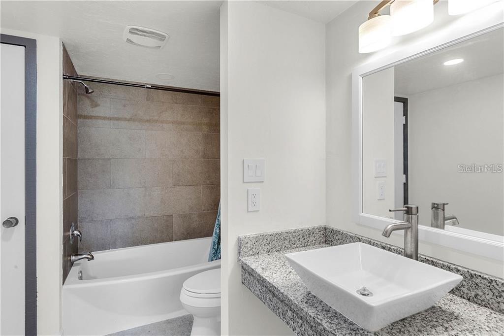 GRENELEFE ABBEY COURT CONDO UNIT 01 PH 01 - Residential