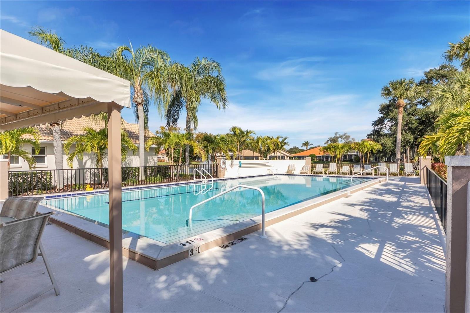 VILLAS AT DEER CREEK - Residential Lease