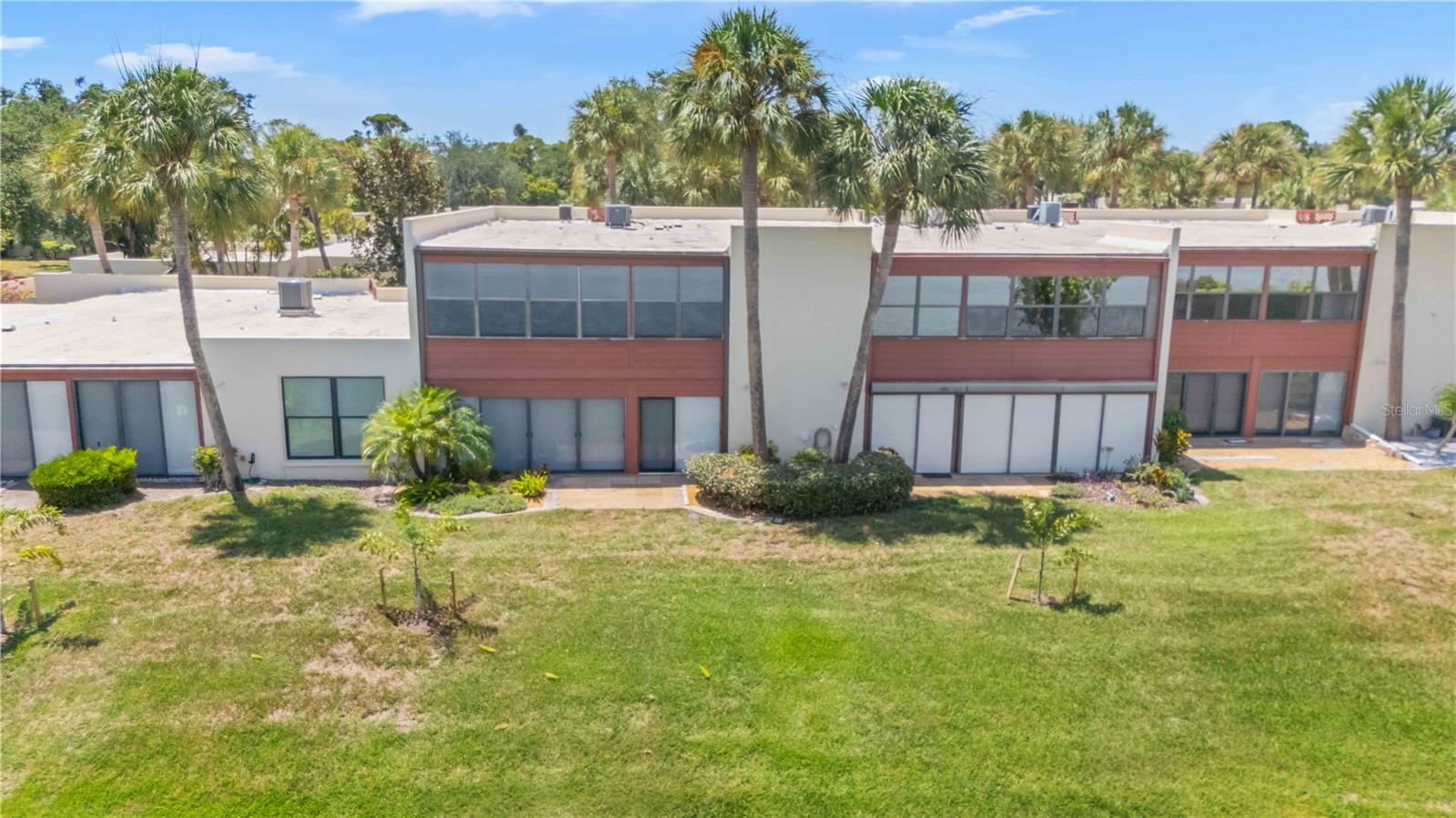 514 SPRING LAKES BOULEVARD