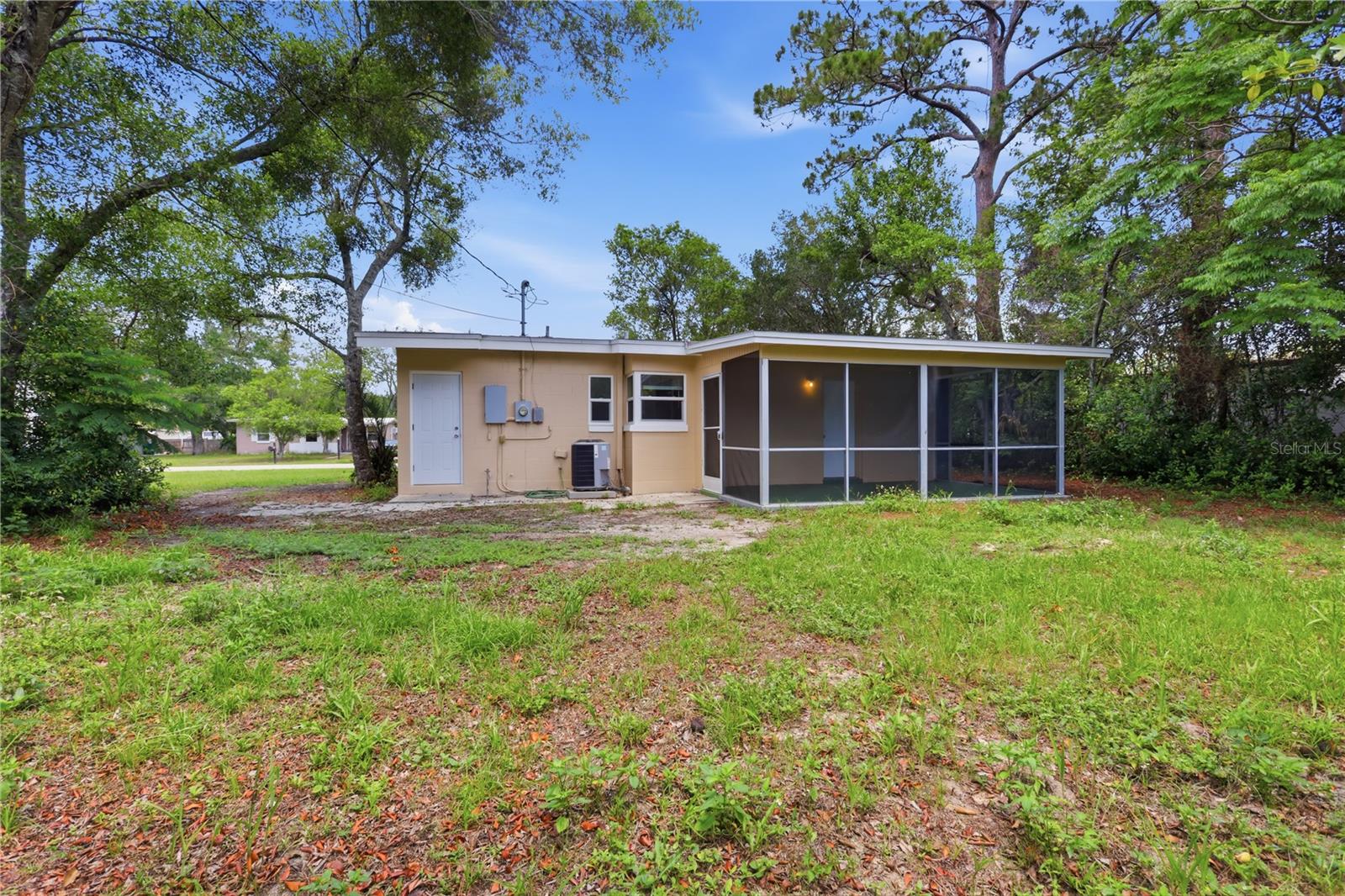 DELTONA LAKES UNIT 24 - Residential