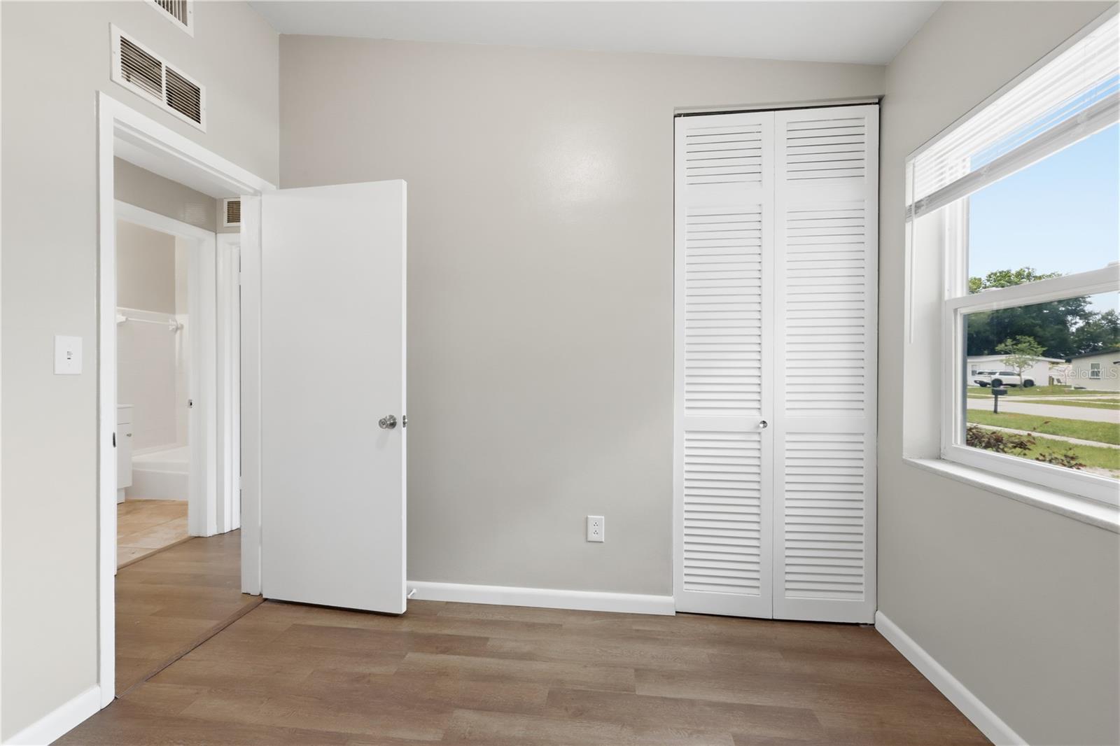 DELTONA LAKES UNIT 24 - Residential