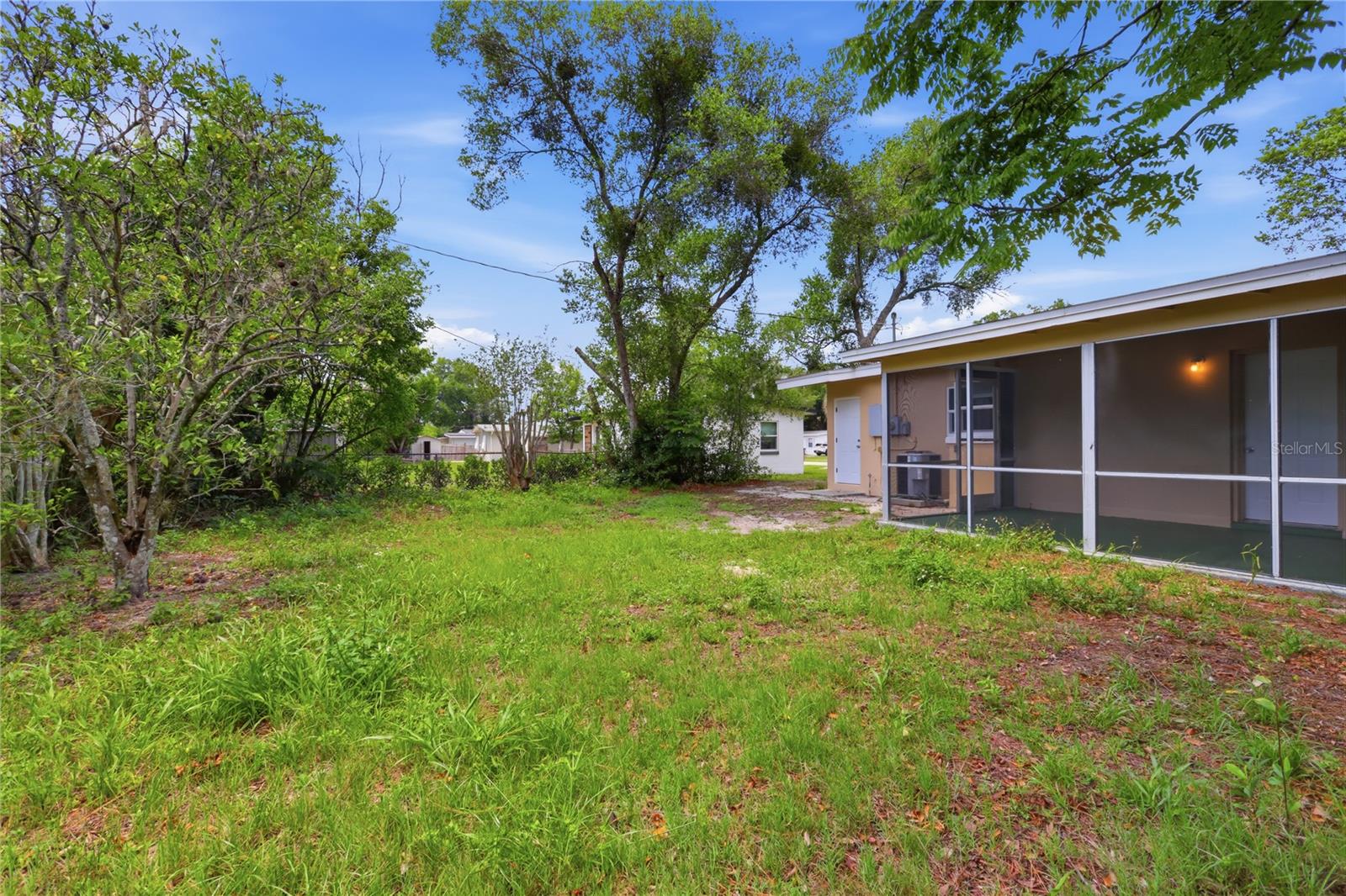 DELTONA LAKES UNIT 24 - Residential