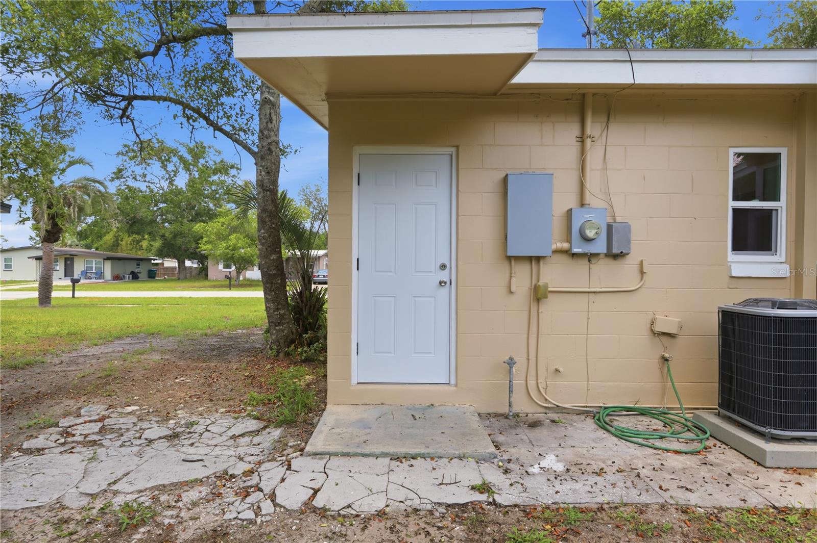 DELTONA LAKES UNIT 24 - Residential