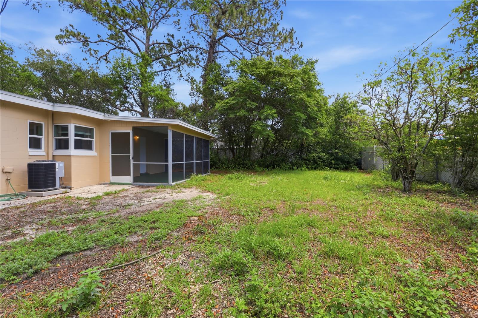 DELTONA LAKES UNIT 24 - Residential