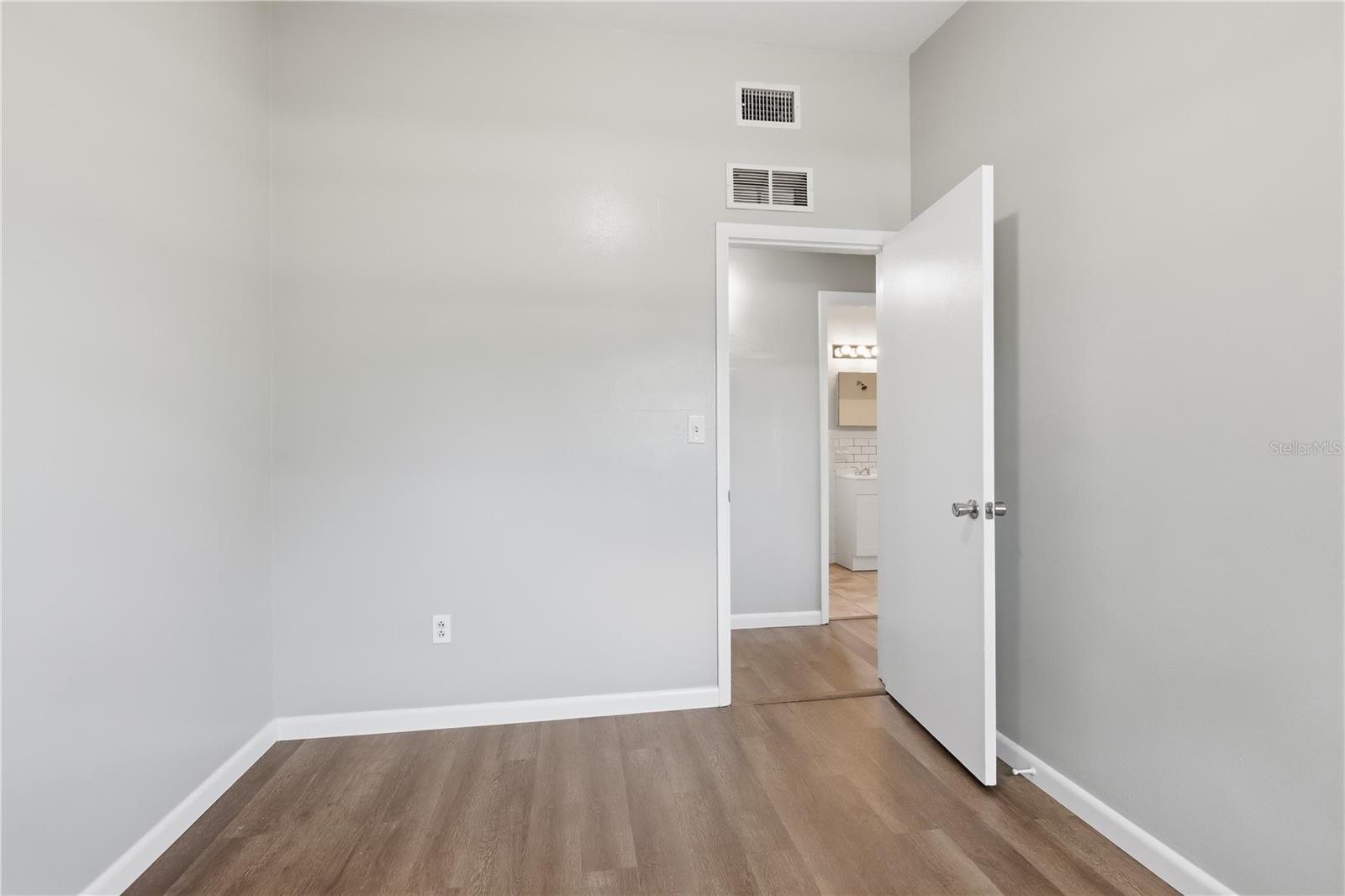 DELTONA LAKES UNIT 24 - Residential