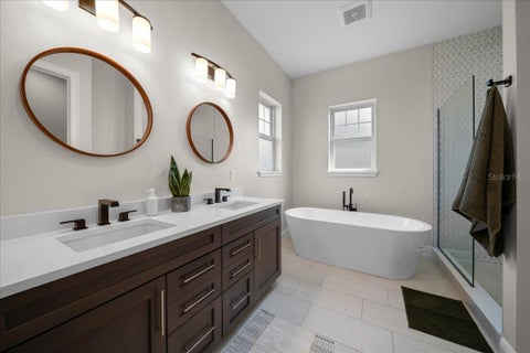 Tiny photo for 121 SE Watula Avenue, Ocala, FL 34471 (MLS # OM733222)