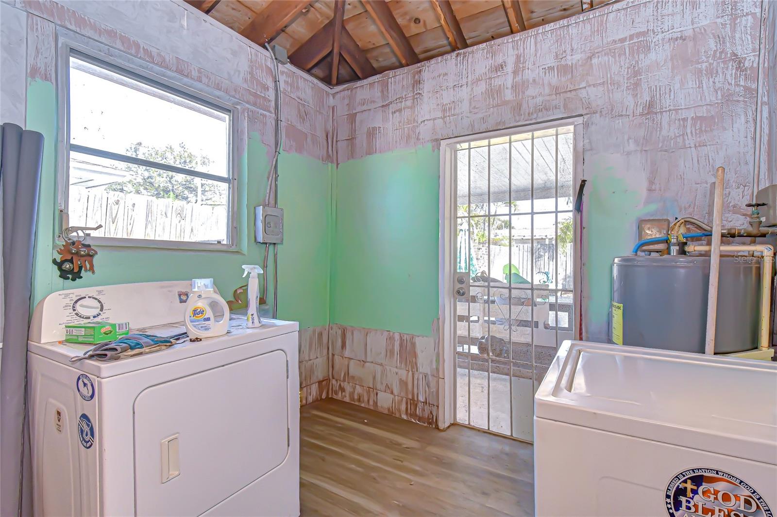 WOODMONT PARK ESTATES - Residential