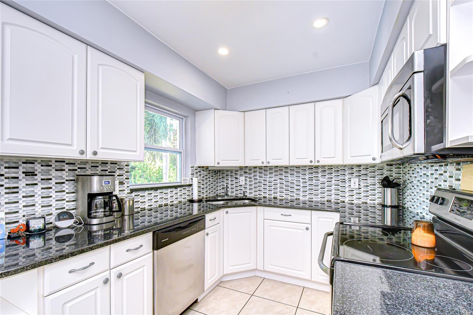 WOODMONT PARK ESTATES - Residential