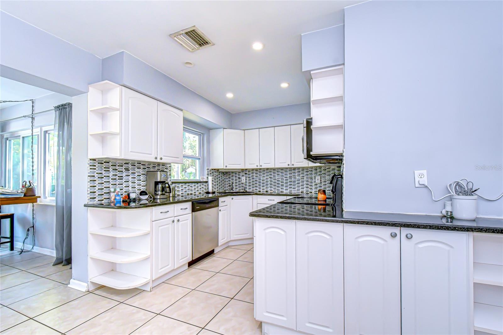 WOODMONT PARK ESTATES - Residential